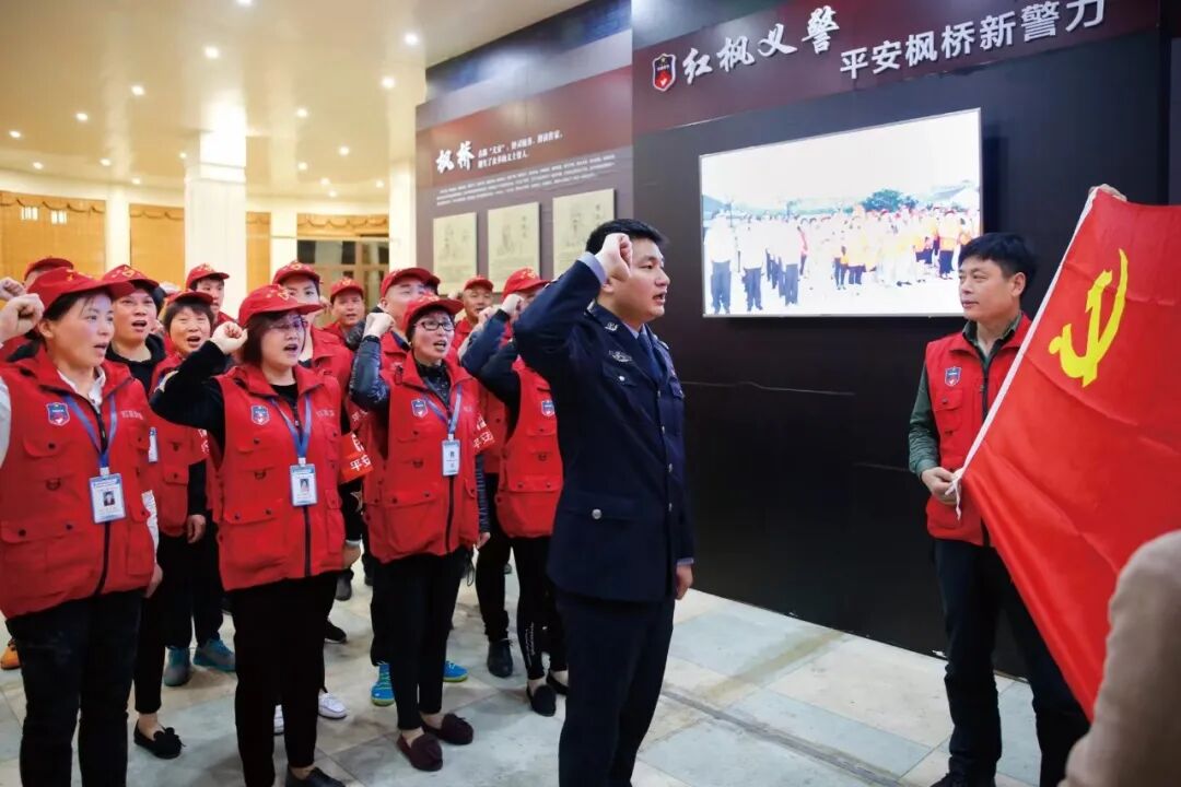 在“枫桥经验”的发源地，平安长在烟火里